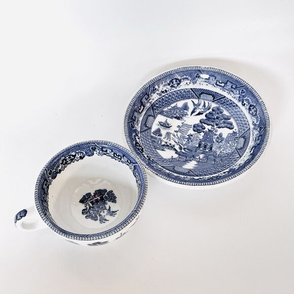 Vintage 40s Buffalo China Blue Willow Coffee Cup & Saucer Restaurant Ware China - Picture 12 of 14